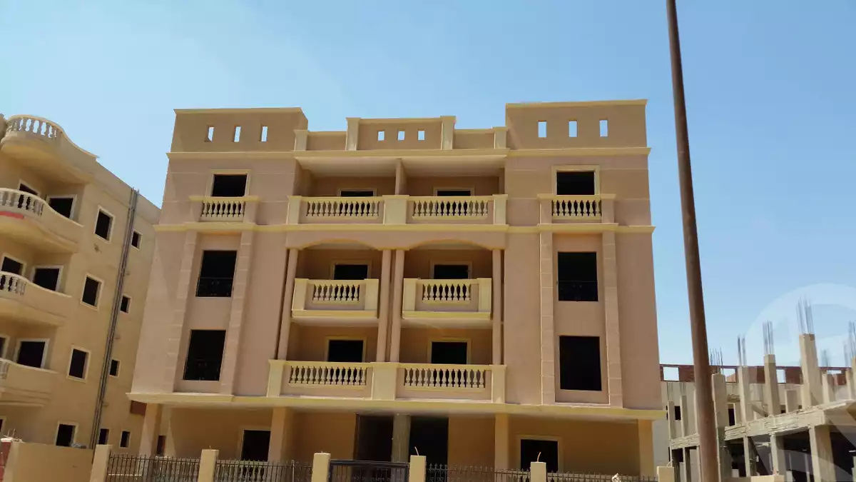 https://aqarmap.com.eg/ar/listing/4225904-for-sale-cairo-el-shorouk-lhy-lthlth-shrq-neighbourhood-3