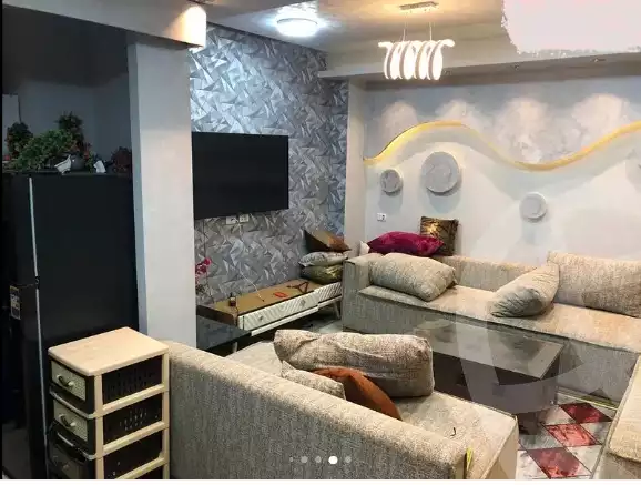 https://aqarmap.com.eg/en/listing/4601187-for-sale-cairo-new-cairo-compounds-la-terra