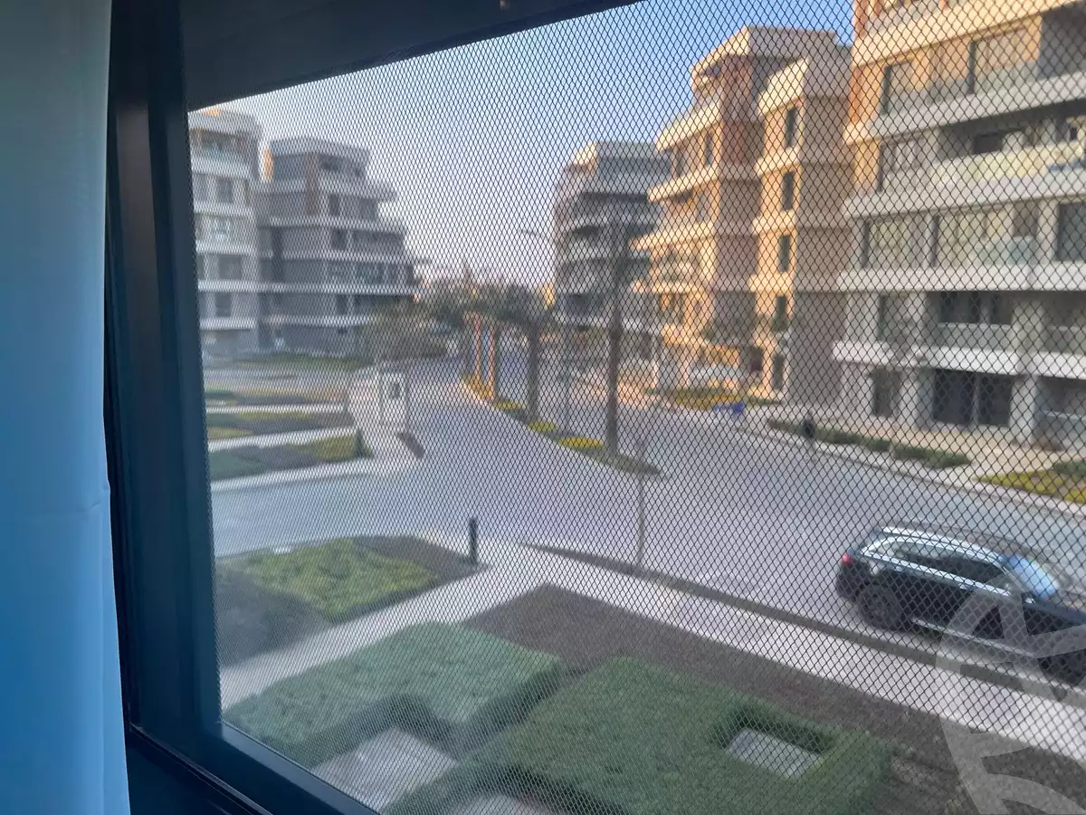 https://aqarmap.com.eg/ar/listing/4601223-for-sale-cairo-new-cairo-compounds-kmbwnd-sky-kwndwz-swdyk-villette