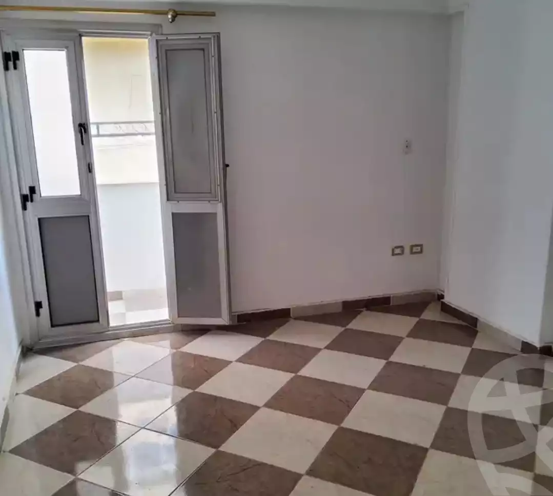 https://aqarmap.com.eg/ar/listing/4603029-for-sale-alexandria-ganaklis