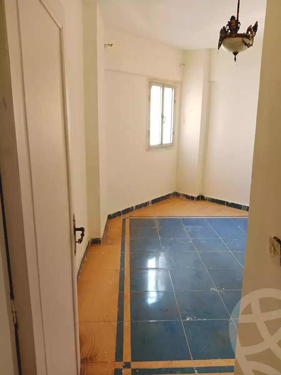https://aqarmap.com.eg/ar/listing/4469622-for-sale-alexandria-el-hanouvel-el-higaz-st
