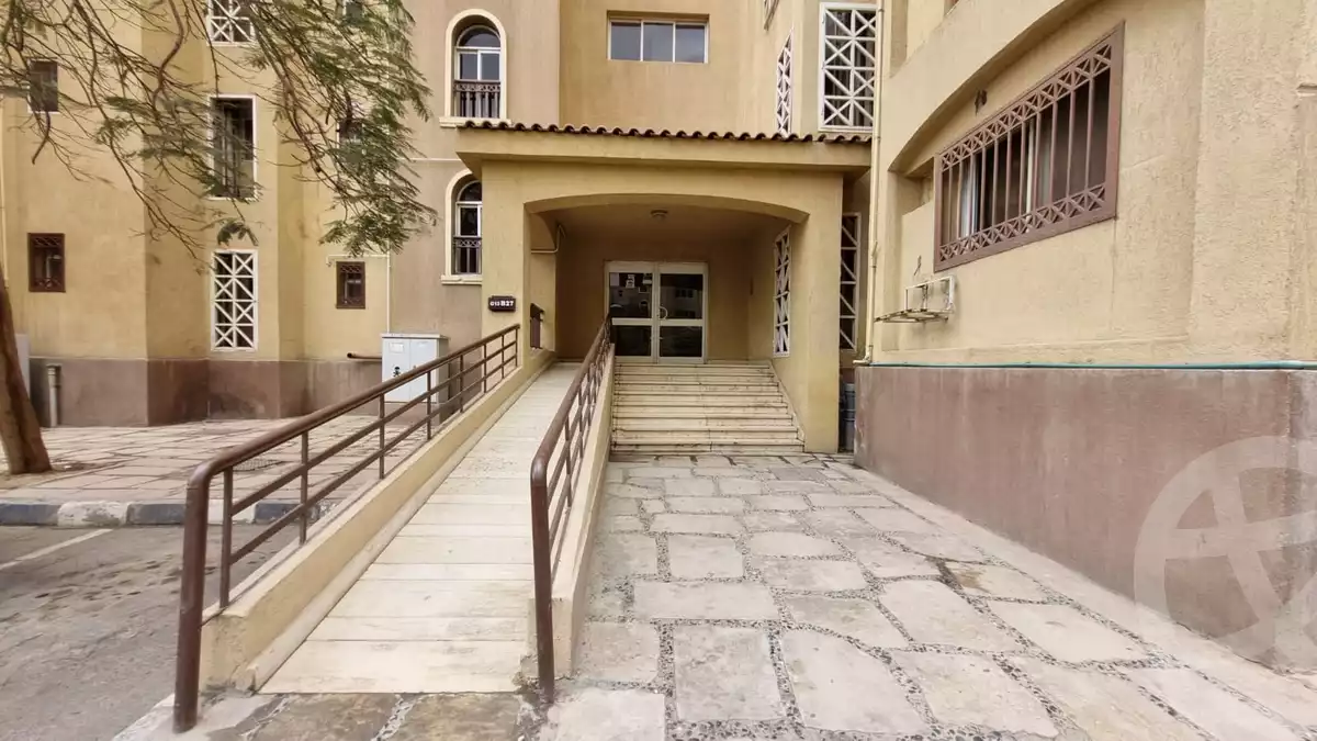 https://aqarmap.com.eg/ar/listing/4630687-for-rent-cairo-mdynty-first-zone-buildings-12th-st.