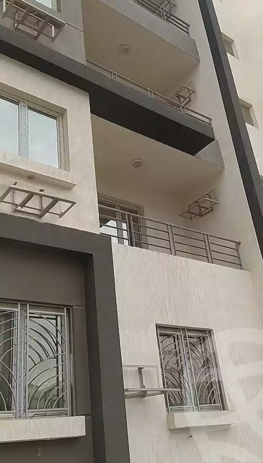 https://aqarmap.com.eg/ar/listing/4651143-for-sale-cairo-el-shorouk-compounds-sakan-misr