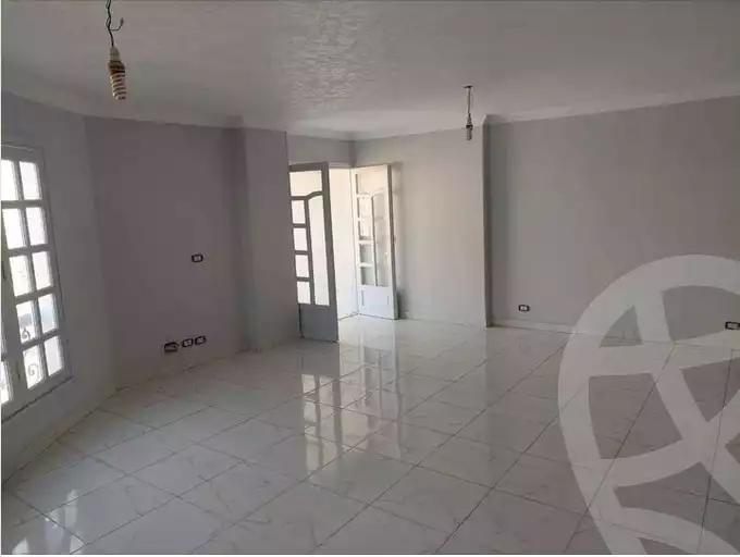 https://aqarmap.com.eg/en/listing/4665966-for-rent-cairo-mokattam-el-hadabah-el-wosta-el-mantaqa-el-rabaa-street-33