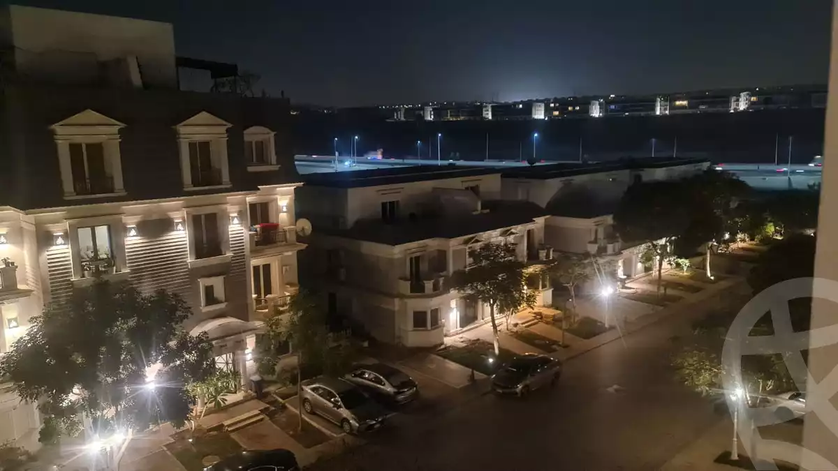 https://aqarmap.com.eg/ar/listing/4672294-for-sale-cairo-6th-of-october-compounds-mountain-view-giza-plateau