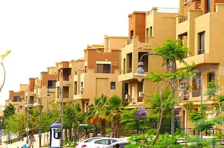 https://aqarmap.com.eg/ar/listing/4680595-for-sale-cairo-el-sheikh-zayed-city-compounds-in-sheikh-zayed-beverly-hills