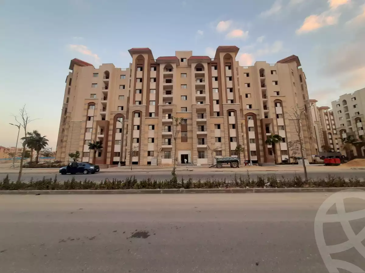 https://aqarmap.com.eg/ar/listing/4682461-for-sale-cairo-new-administrative-capital-r3-river-green-plus-mall-mbg