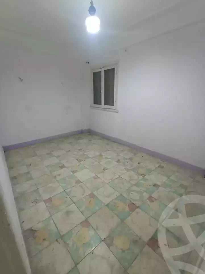 https://aqarmap.com.eg/ar/listing/4687026-for-rent-alexandria-zezenia-ahmed-othman-st