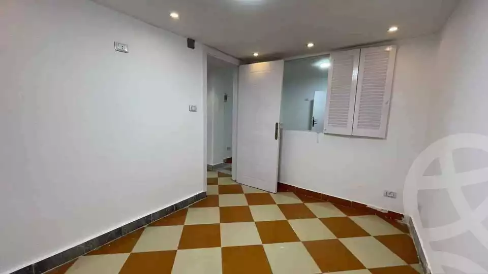 https://aqarmap.com.eg/en/listing/4706635-for-rent-cairo-mokattam-el-hay-el-sades