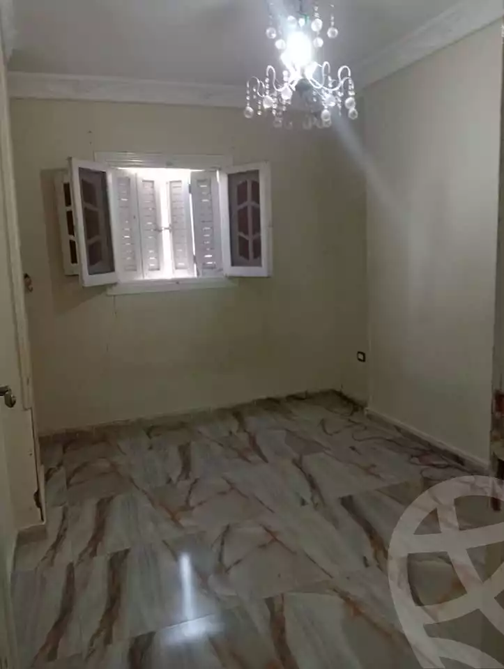 https://aqarmap.com.eg/ar/listing/4728126-for-rent-alexandria-l-jmy-lbytsh-al-aeda-al-kadema-st