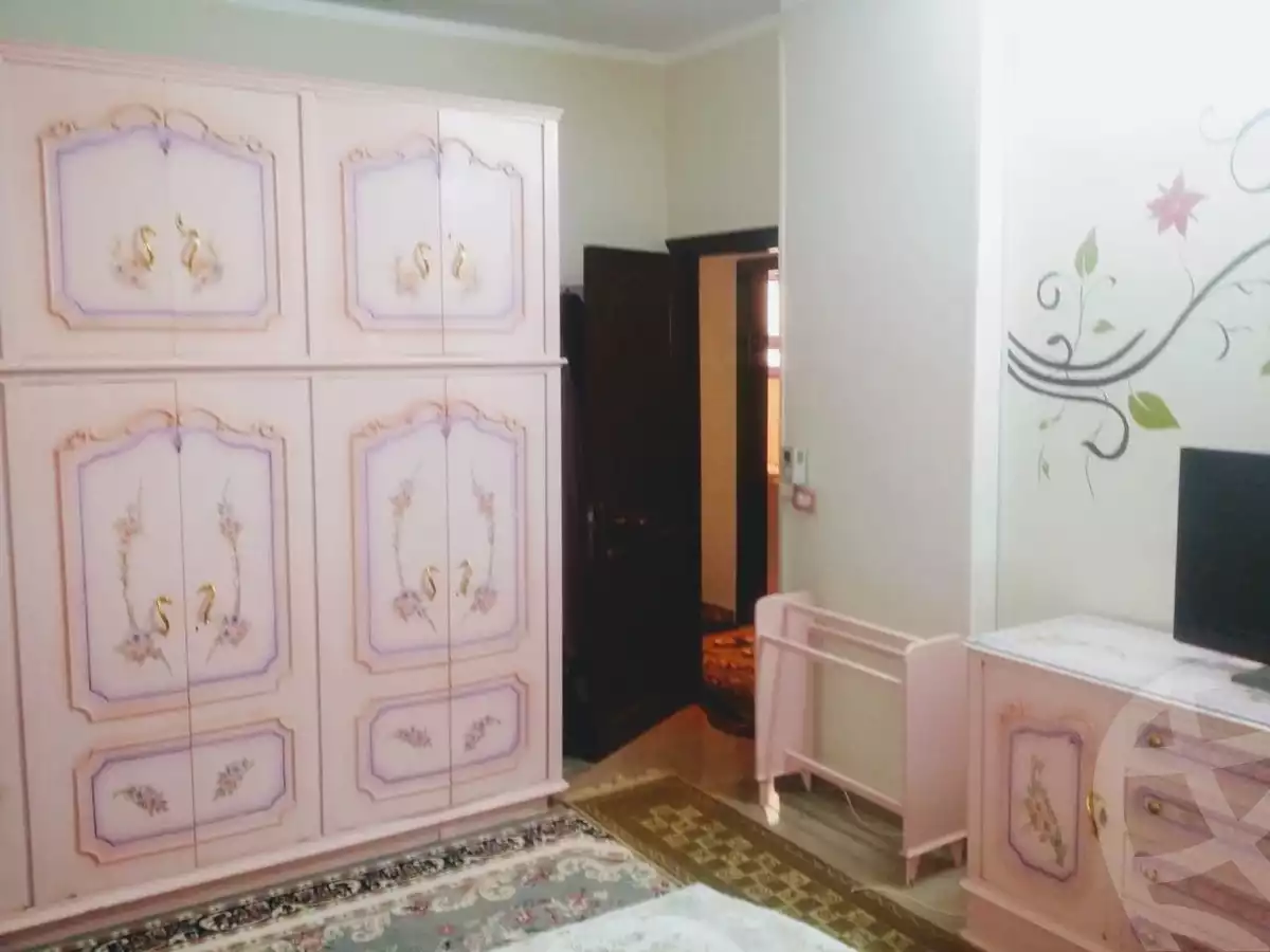 https://aqarmap.com.eg/ar/listing/4736000-for-sale-cairo-el-sheikh-zayed-city-el-hay-el-khames-lhry