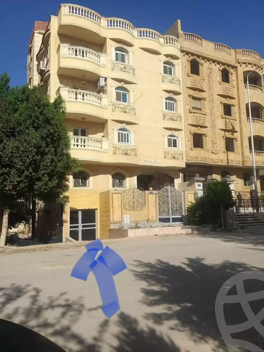 https://aqarmap.com.eg/ar/listing/4746092-for-rent-cairo-6th-of-october-ganob-el-ahyaaa-future-housing