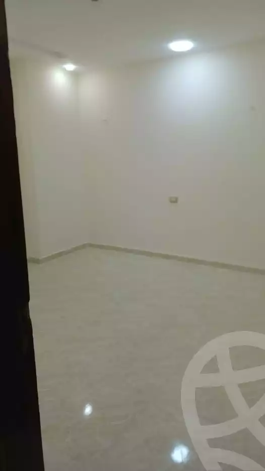 https://aqarmap.com.eg/ar/listing/4754116-for-rent-sohag-mntq-fr-y-bswhj