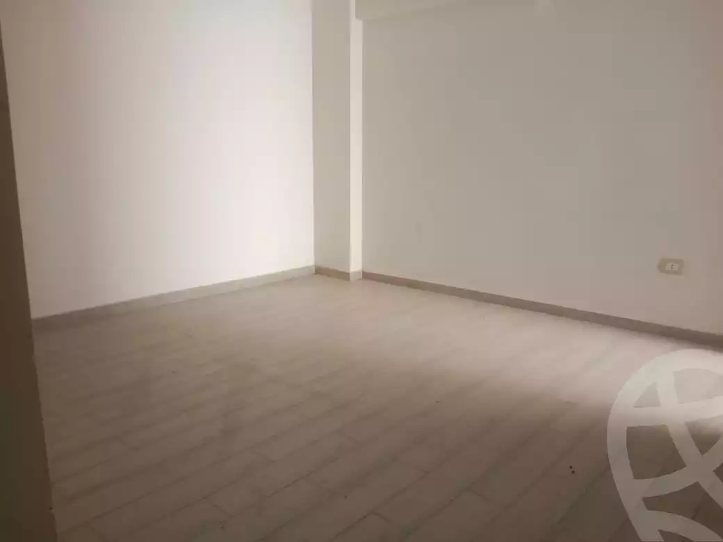 https://aqarmap.com.eg/ar/listing/4766569-for-sale-alexandria-el-seyouf-mostafa-kamel-st
