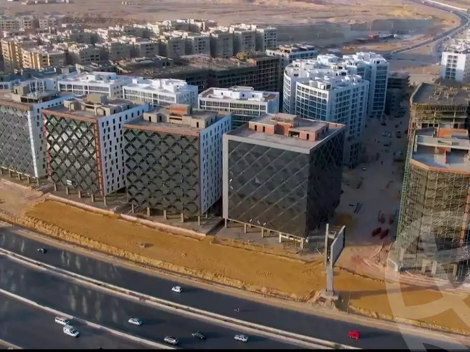 https://aqarmap.com.eg/ar/listing/5859990-for-sale-cairo-el-maadi-compounds-kmbwnd-wn-qtmyh-m-mr-lmrshdy