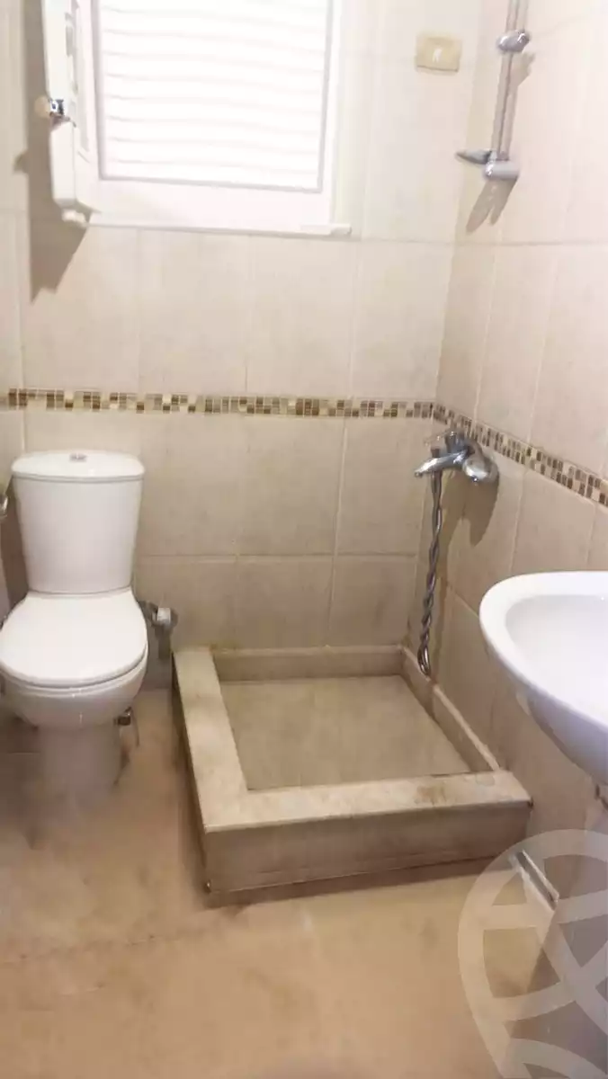 https://aqarmap.com.eg/ar/listing/4810219-for-sale-cairo-el-maadi-zahraa-el-maadi-shr-krfwr-lryysy