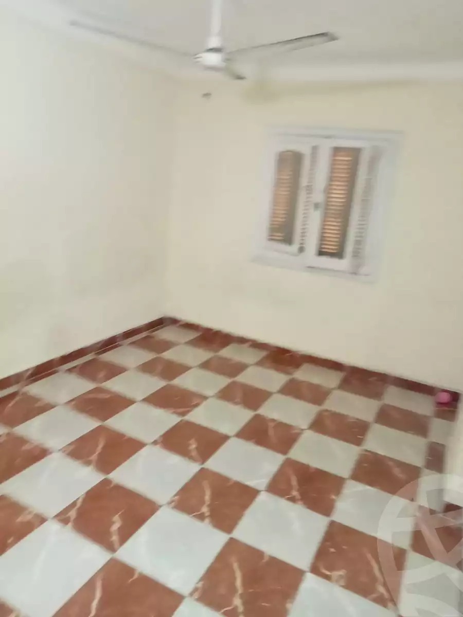 https://aqarmap.com.eg/ar/listing/4815626-for-rent-alexandria-l-jmy-lbytsh-mahmoud-awad-st