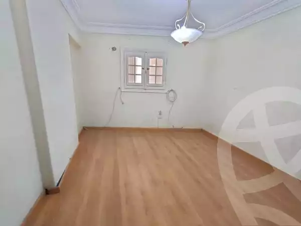 https://aqarmap.com.eg/en/listing/4835315-for-sale-alexandria-lauran-shr-bw-qyr-tryq-lhry