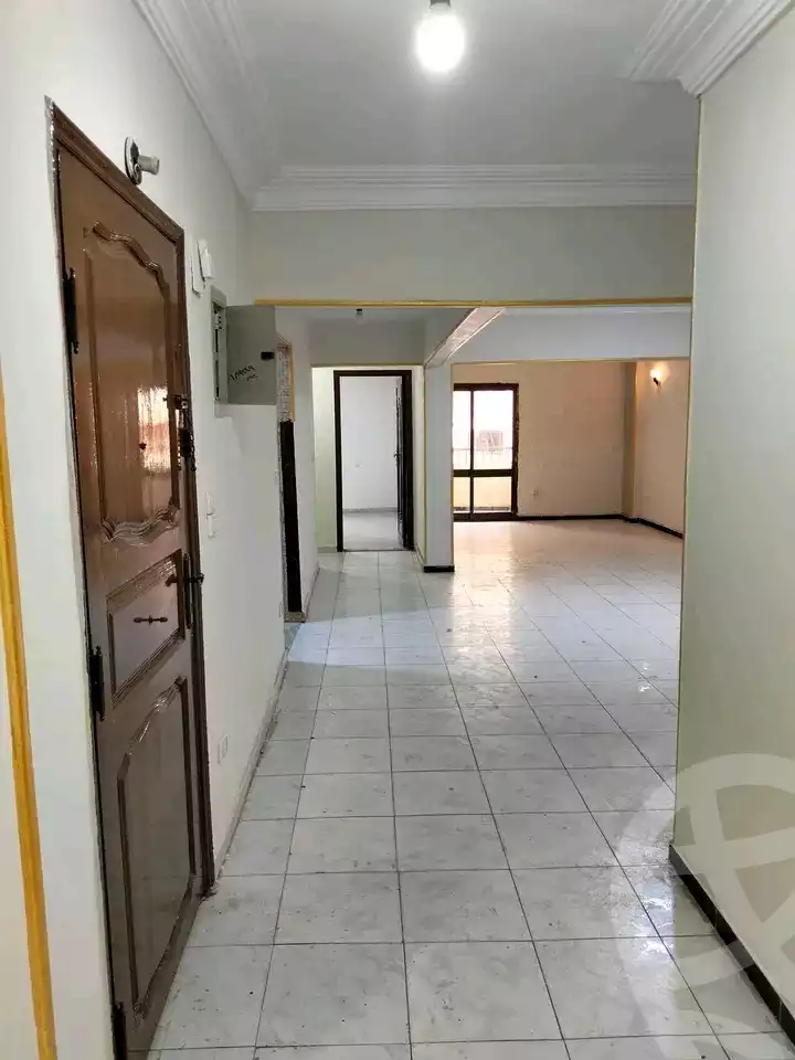https://aqarmap.com.eg/ar/listing/4838754-for-sale-cairo-el-haram-shareaa-khatem-el-morsalen