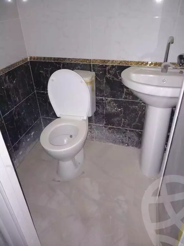 https://aqarmap.com.eg/ar/listing/4839489-for-rent-sohag-mntq-fr-y-bswhj