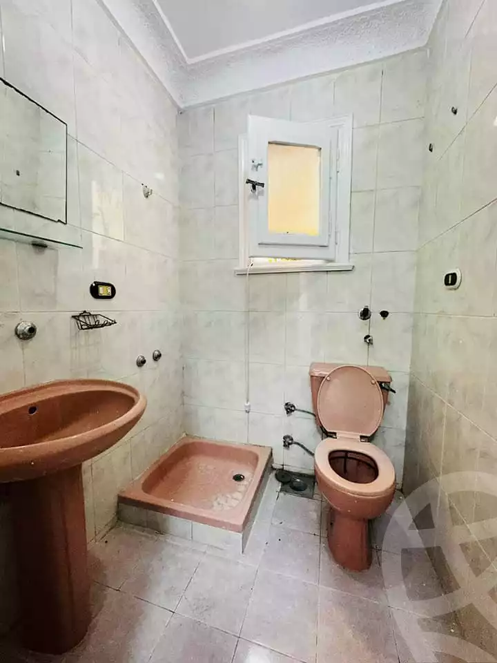 https://aqarmap.com.eg/en/listing/4851136-for-sale-alexandria-l-jmy-shataa-el-nakheel