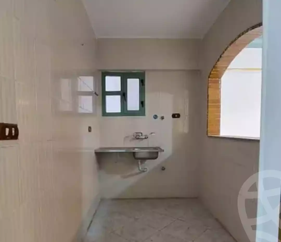 https://aqarmap.com.eg/ar/listing/4855585-for-sale-alexandria-l-jmy-shataa-el-nakheel-octuber-al-nakhel-st