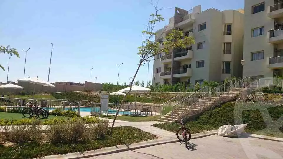 https://aqarmap.com.eg/ar/listing/4858854-for-sale-cairo-el-sheikh-zayed-city-compounds-dh-drys