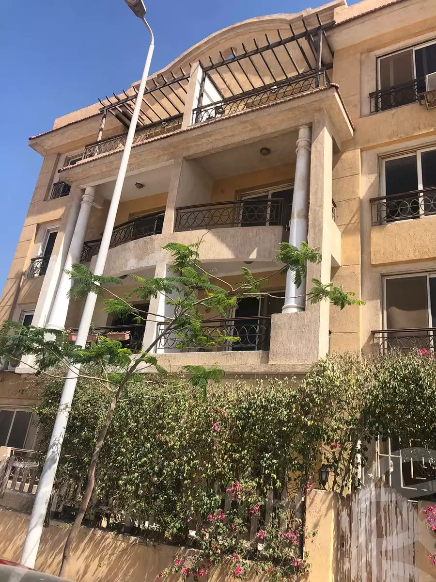 https://aqarmap.com.eg/ar/listing/4866774-for-sale-cairo-el-sheikh-zayed-city-mntq-fr-y-bmdyn-lshykh-zyd