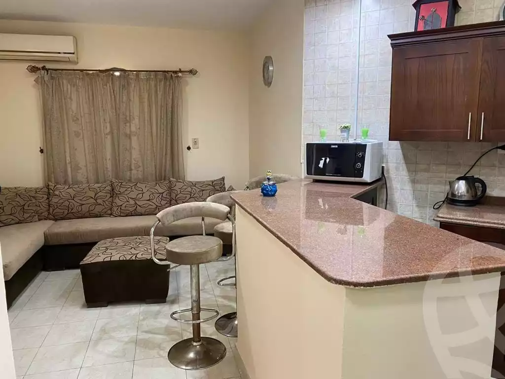 https://aqarmap.com.eg/ar/listing/4870894-for-rent-cairo-new-cairo-lrhb-city-phase-5-ibn-al-nafees-st