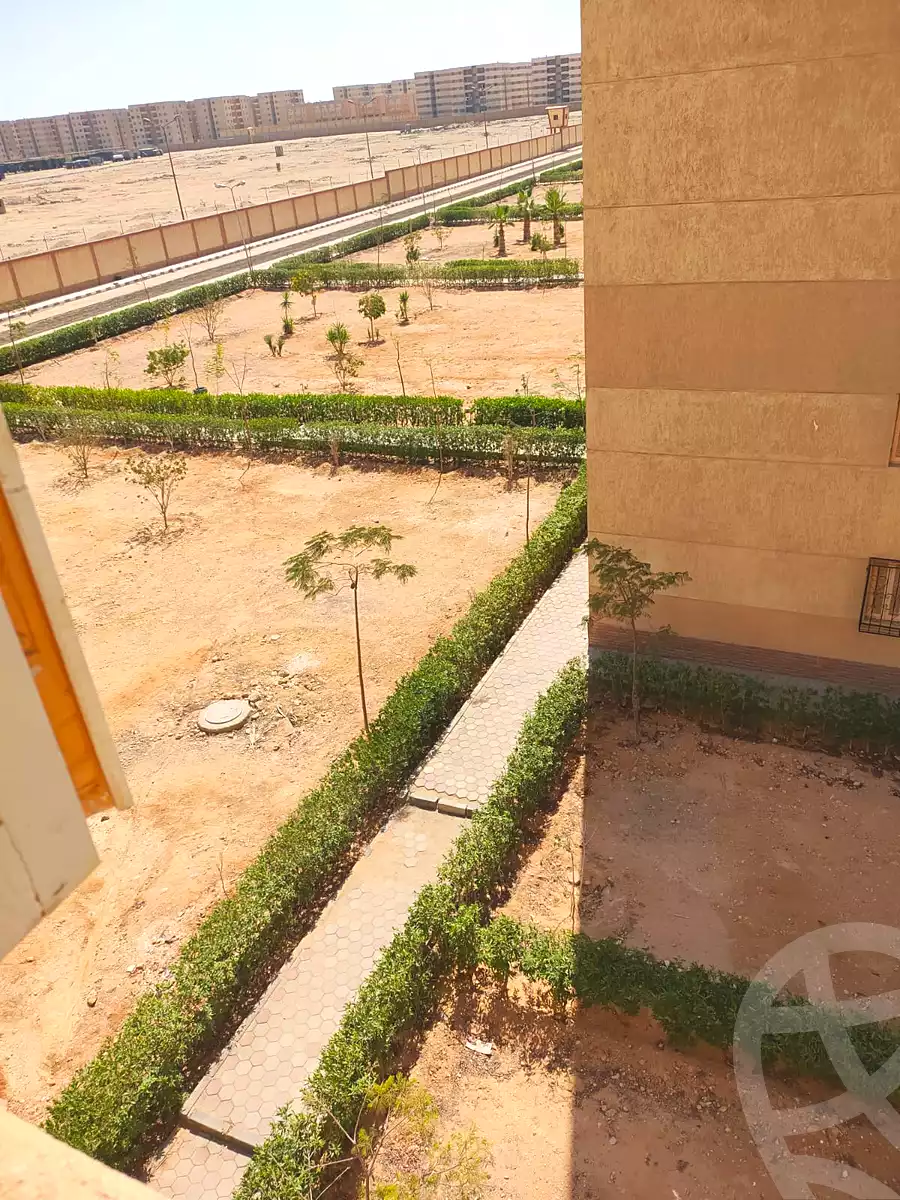 https://aqarmap.com.eg/ar/listing/4873936-for-sale-cairo-6th-of-october-hadaeq-october