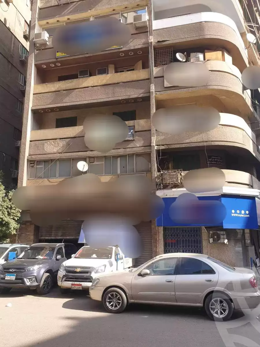 https://aqarmap.com.eg/en/listing/4887245-for-sale-cairo-downtown-bab-el-loaa-gawad-housny-st