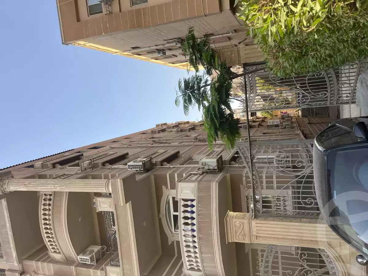 https://aqarmap.com.eg/en/listing/4904869-for-sale-cairo-new-cairo-gharb-arabila-selim-st