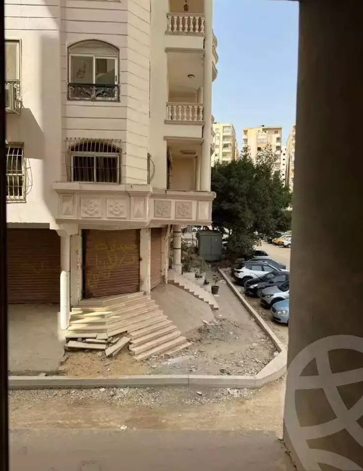 https://aqarmap.com.eg/en/listing/4911203-for-sale-cairo-mokattam-rd-lmbhth