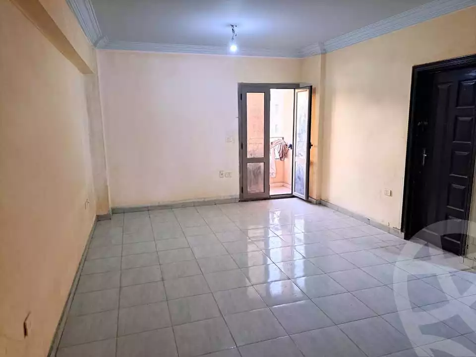 https://aqarmap.com.eg/en/listing/4911337-for-sale-cairo-mokattam-el-hadabah-el-wosta