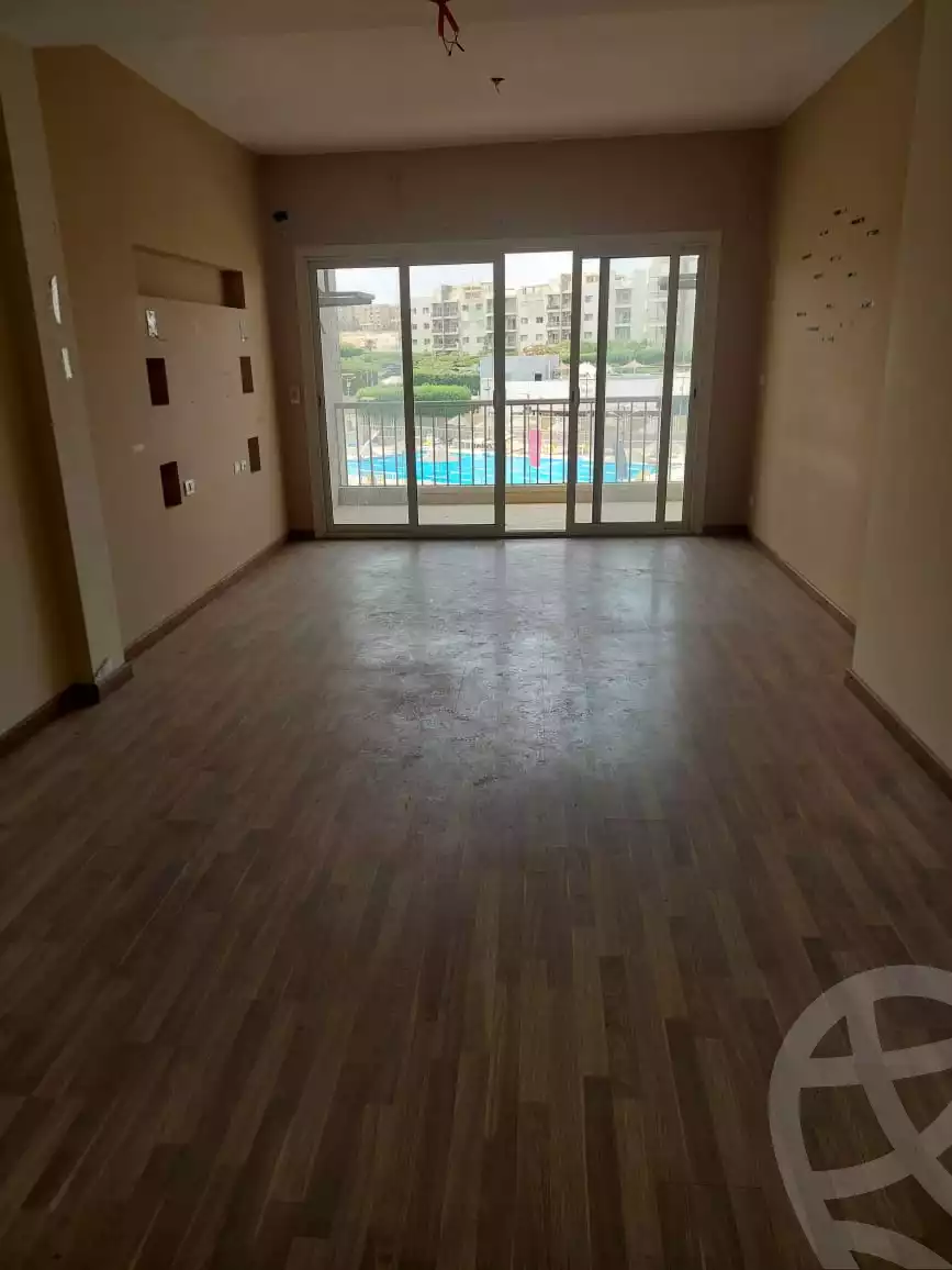 https://aqarmap.com.eg/ar/listing/4934328-for-sale-cairo-el-sheikh-zayed-city-compounds-dh-drys
