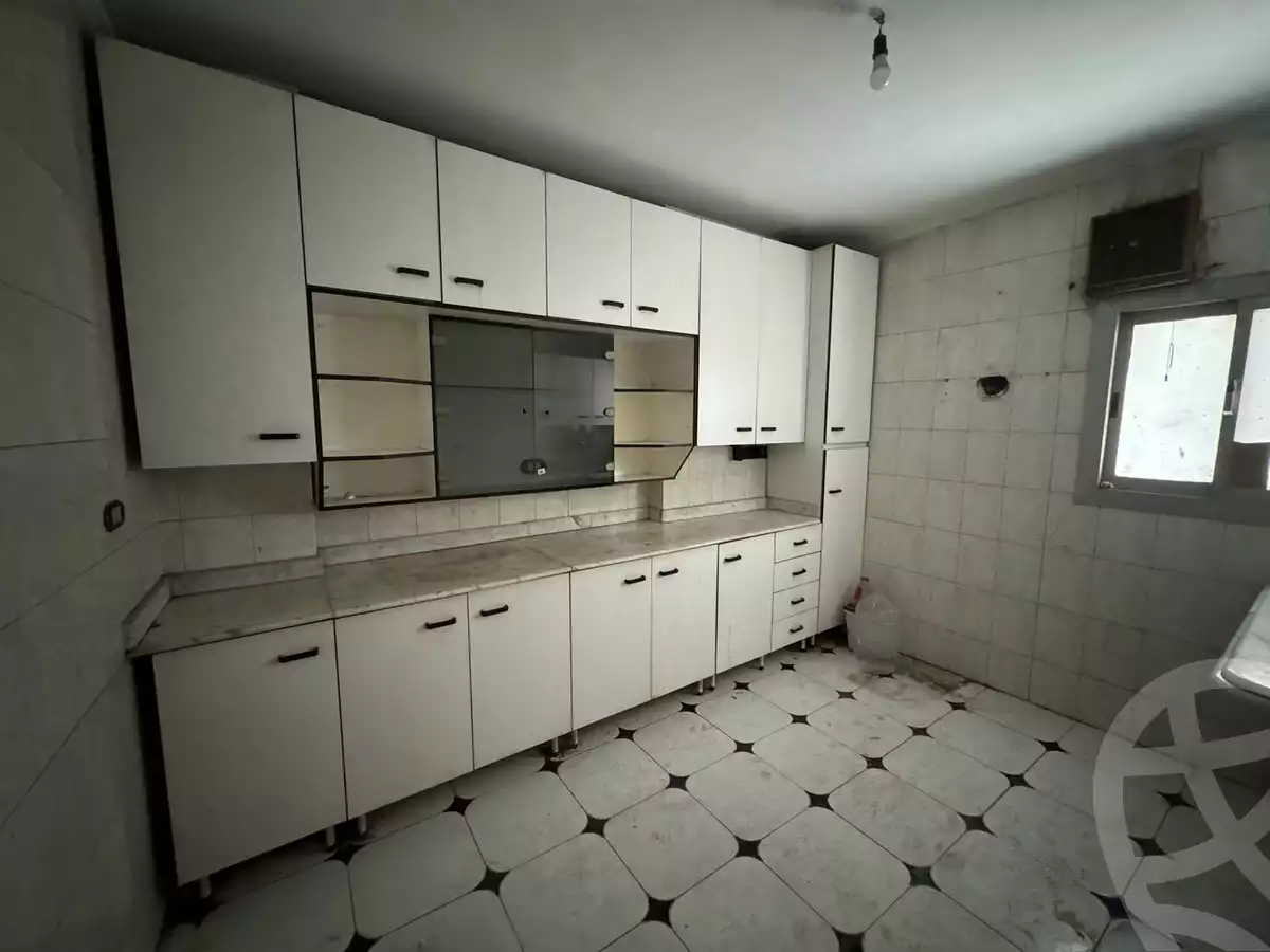 https://aqarmap.com.eg/ar/listing/6049498-for-rent-cairo-el-maadi-kornish-el-maadi-brj-thmn