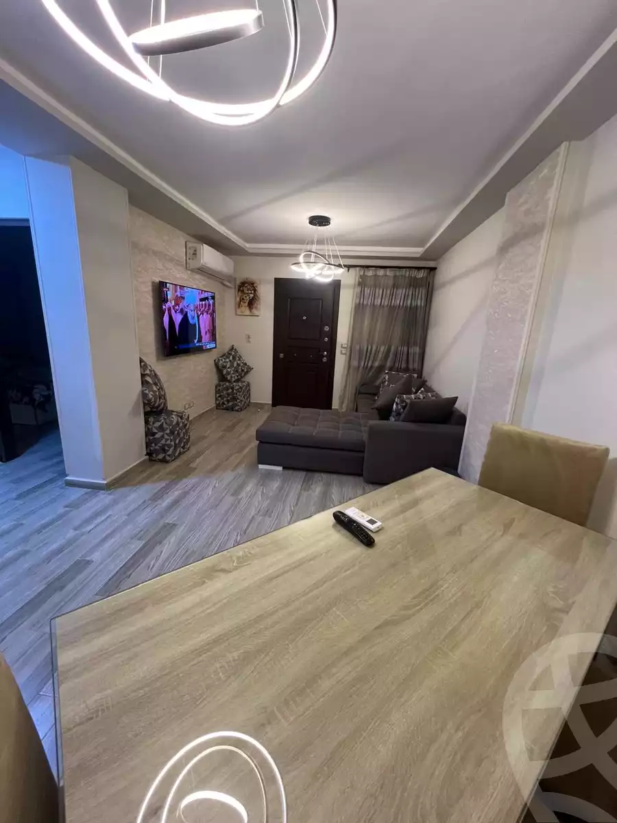 https://aqarmap.com.eg/en/listing/4953387-for-rent-cairo-new-cairo-lrhb-city-phase-5-ibn-rushd-st