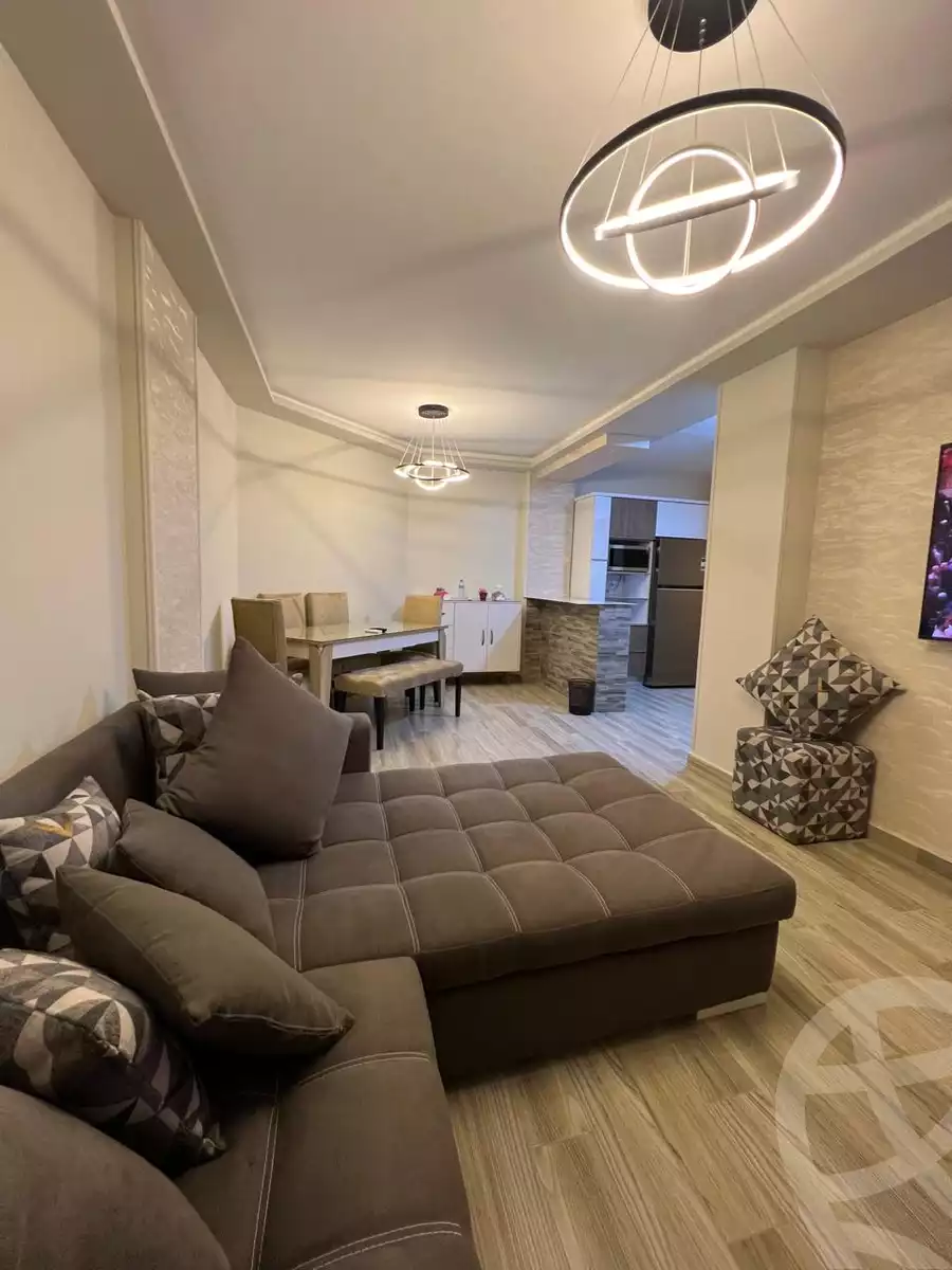 https://aqarmap.com.eg/ar/listing/4953387-for-rent-cairo-new-cairo-lrhb-city-phase-5-ibn-rushd-st