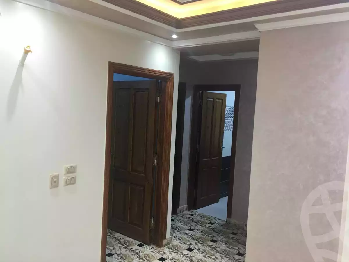 https://aqarmap.com.eg/ar/listing/4958117-for-sale-cairo-6th-of-october-ganob-el-ahyaaa-el-bustan-neighborhood