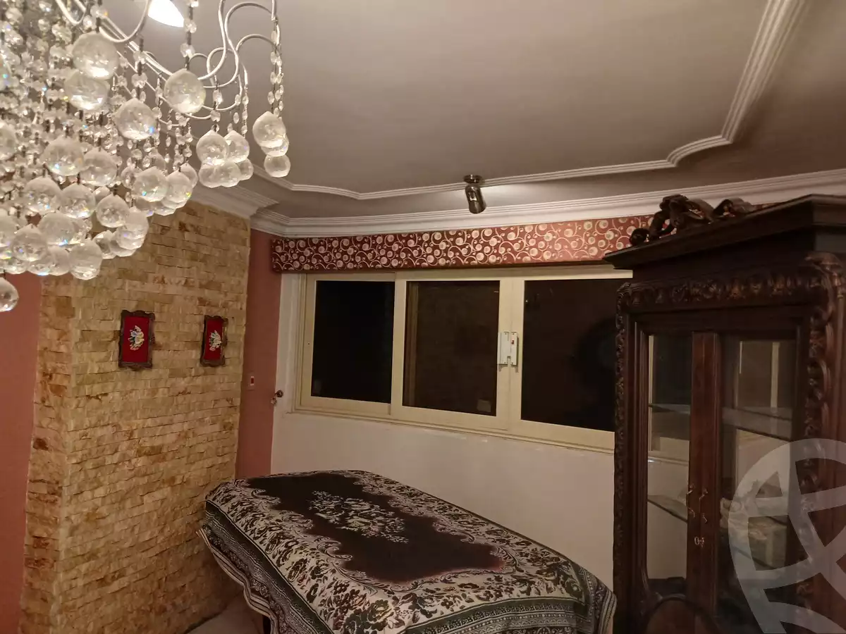https://aqarmap.com.eg/ar/listing/4965135-for-sale-cairo-helwan-hadayek-helwan-nile-corniche-st