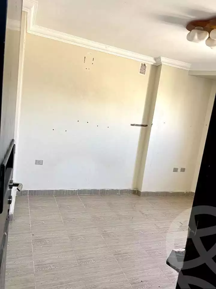 https://aqarmap.com.eg/en/listing/5014138-for-rent-cairo-mokattam-lhdb-l-ly-shareaa-9