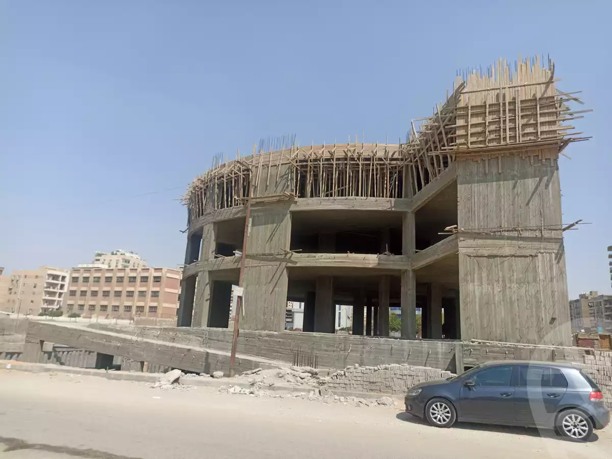 https://aqarmap.com.eg/en/listing/5015385-for-sale-cairo-nasr-city-compounds-arab-home-mall-benayat