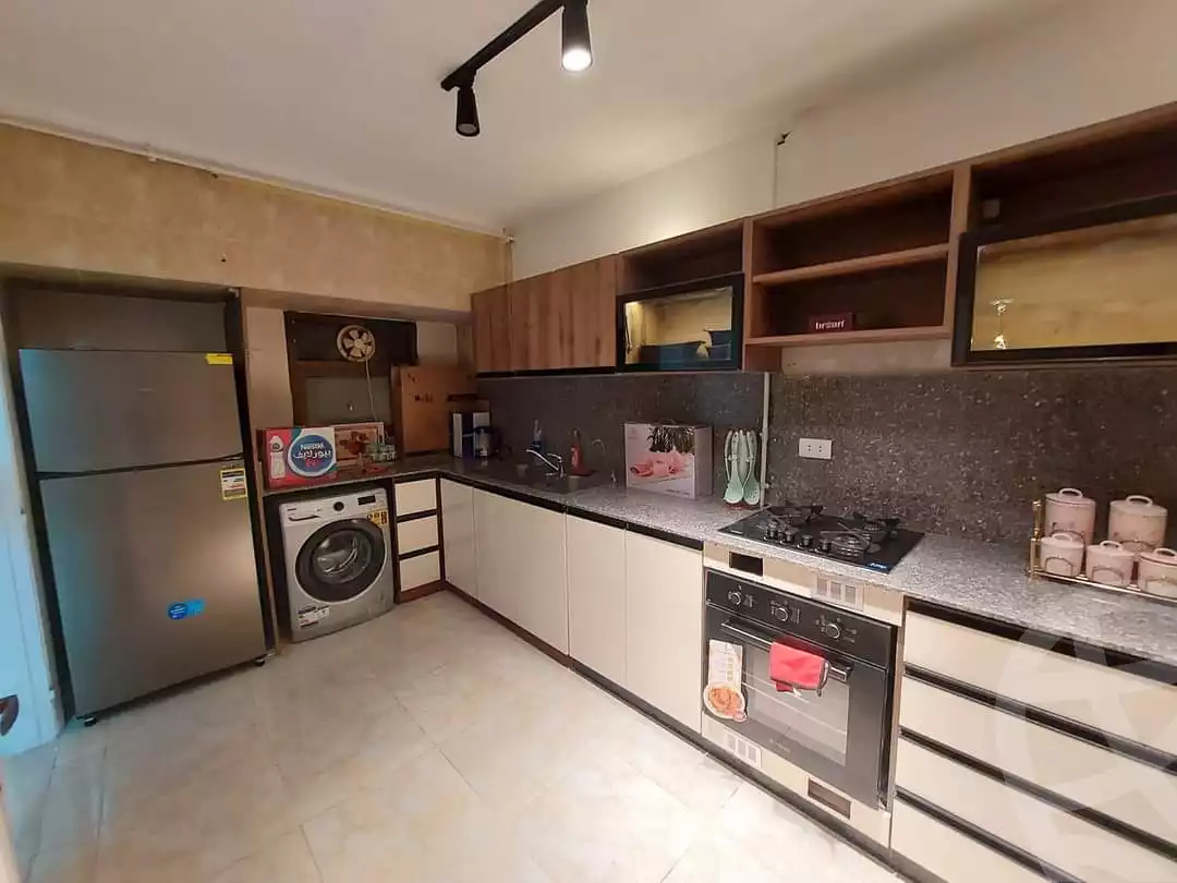 https://aqarmap.com.eg/ar/listing/5016270-for-rent-cairo-el-maadi-kornish-el-maadi-brj-thmn