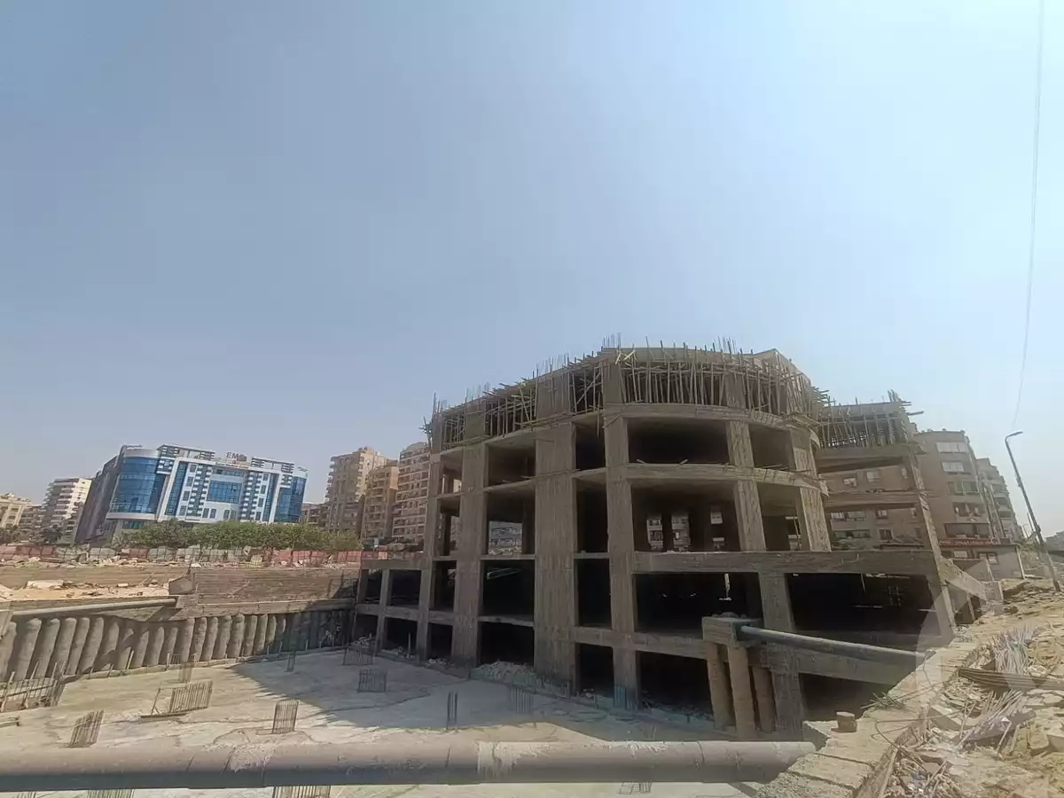 https://aqarmap.com.eg/ar/listing/5016649-for-sale-cairo-nasr-city-compounds-arab-home-mall-benayat