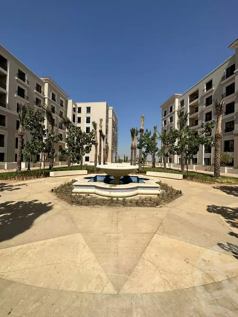 https://aqarmap.com.eg/en/listing/5021642-for-sale-cairo-el-sheikh-zayed-city-compounds-kmbwnd-fyldj-wyst-dr-llttwyr