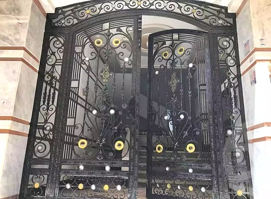 https://aqarmap.com.eg/ar/listing/4118396-for-rent-dakahlia-mansoura-el-mansoura-city-ahmed-maher-st