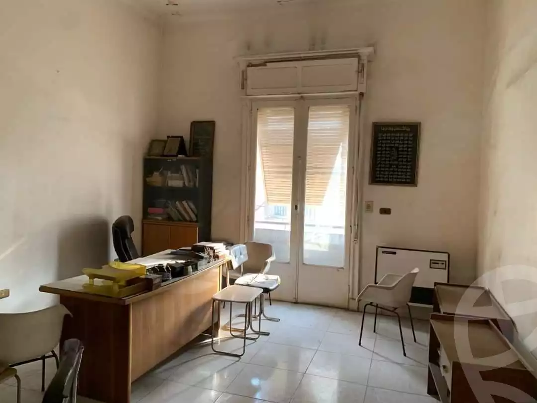 https://aqarmap.com.eg/en/listing/5026446-for-rent-cairo-downtown-tl-t-hrb