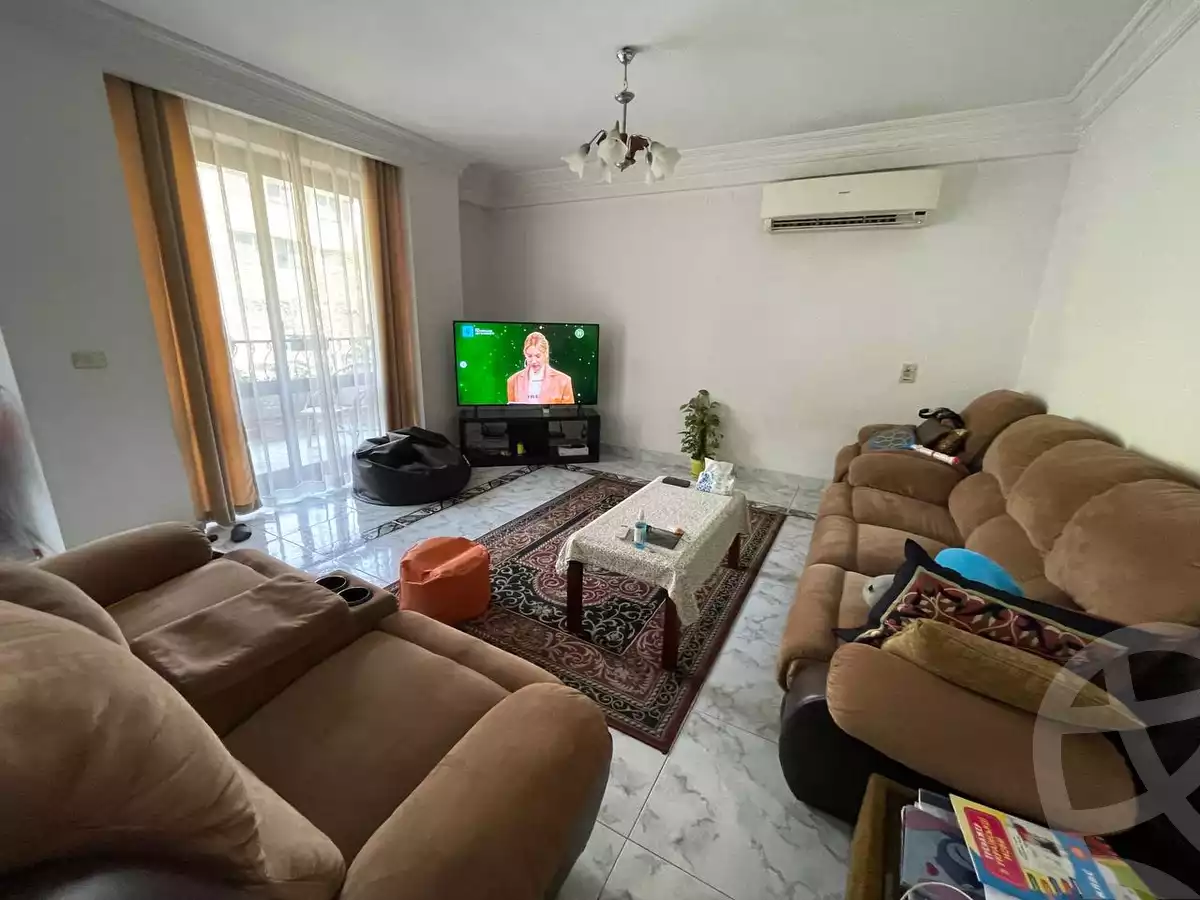 https://aqarmap.com.eg/ar/listing/5027683-for-rent-cairo-el-maadi-degla-street-200