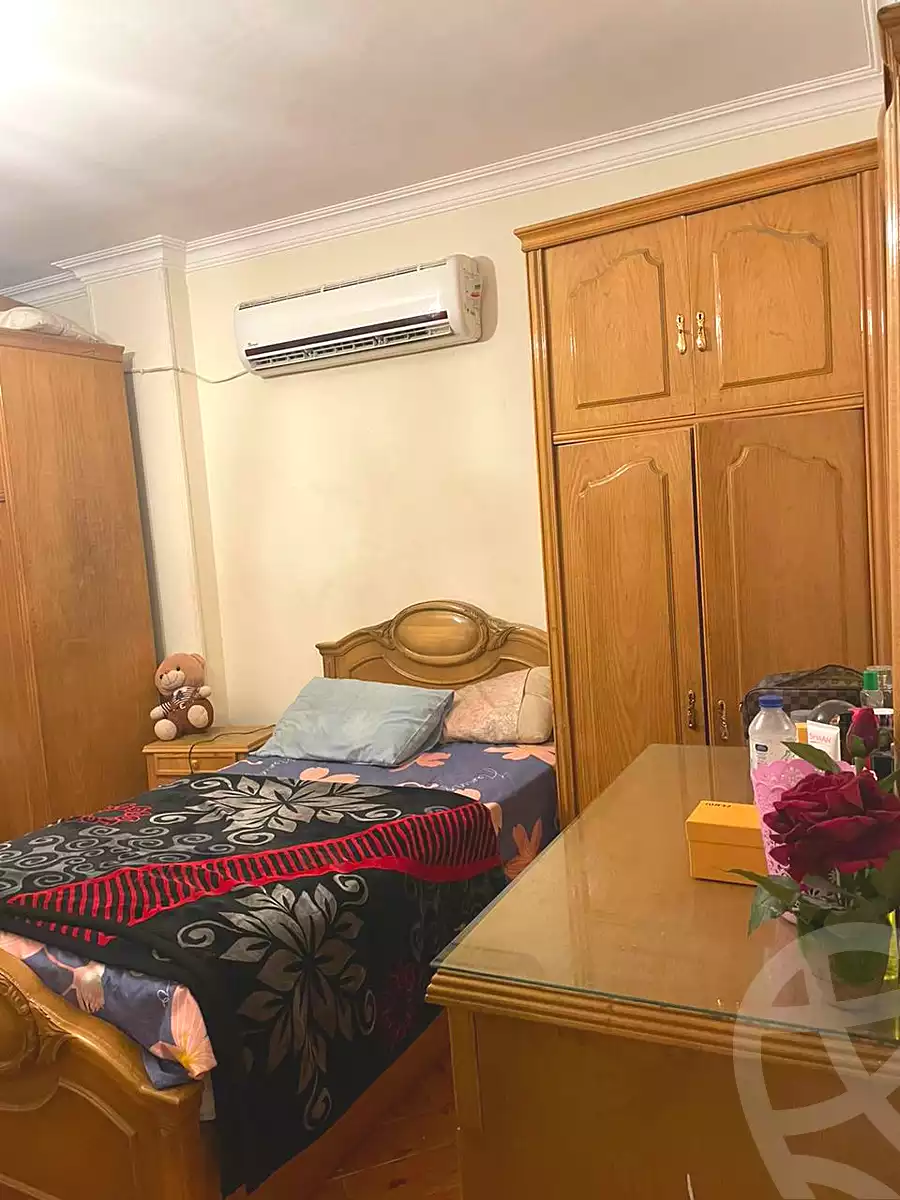 https://aqarmap.com.eg/ar/listing/5030410-for-rent-cairo-new-cairo-compounds-kmbwnd-rwd-lzhr