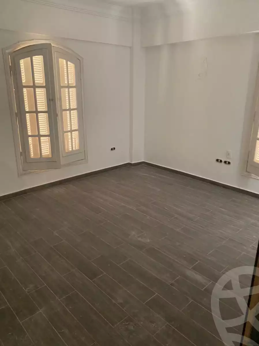 https://aqarmap.com.eg/ar/listing/5032425-for-rent-cairo-new-cairo-south-investors-al-gezira-st